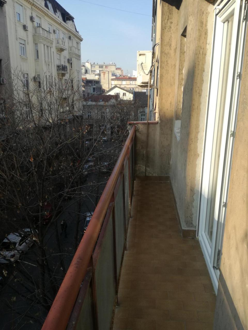 By The Park Free Parking Apartment Белград Екстериор снимка